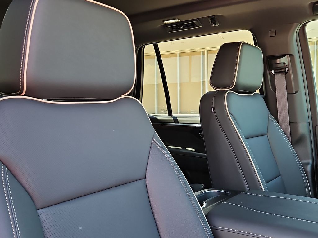 Thumbnail: 2026 Chevrolet Tahoe - 11