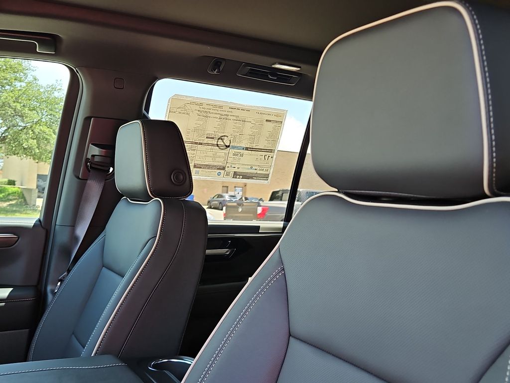 Thumbnail: 2026 Chevrolet Tahoe - 26