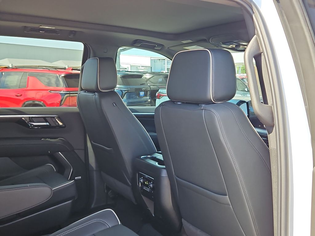 Thumbnail: 2026 Chevrolet Tahoe - 23
