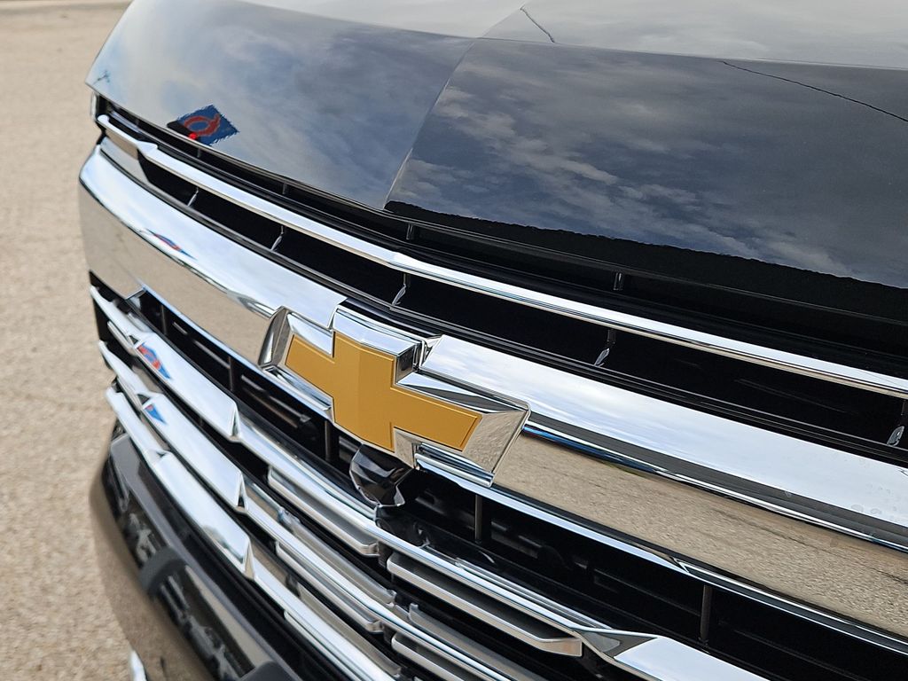Thumbnail: 2026 Chevrolet Tahoe - 20