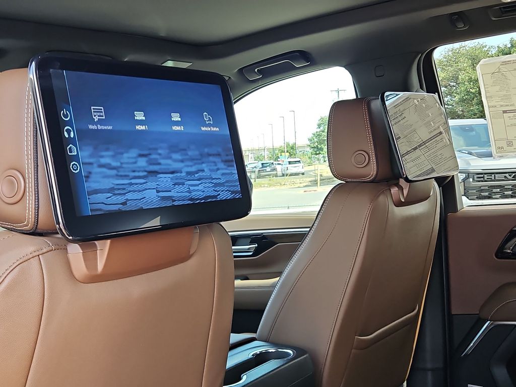 Thumbnail: 2026 Chevrolet Tahoe - 10