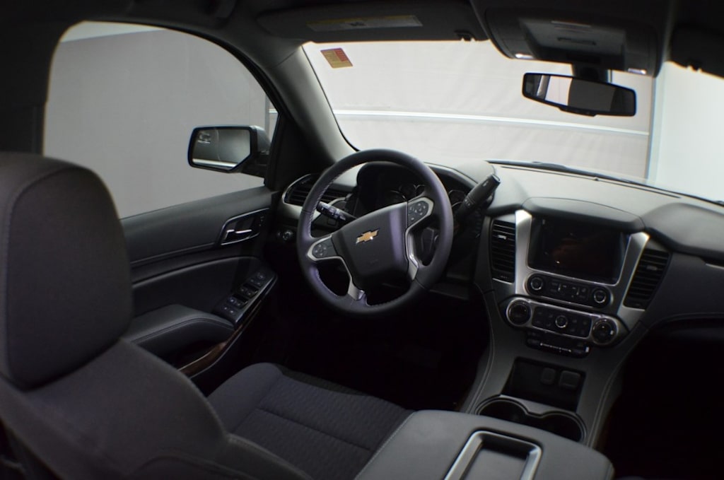 Thumbnail: 2020 Chevrolet Tahoe - 2