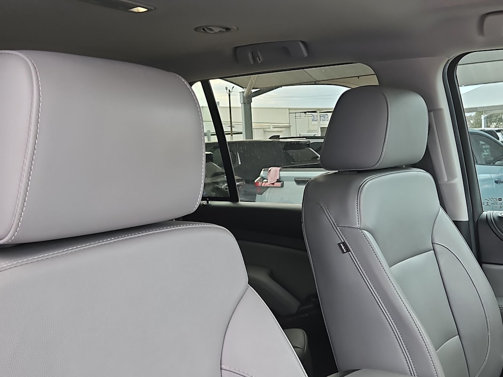 Thumbnail: 2018 Chevrolet Tahoe - 10