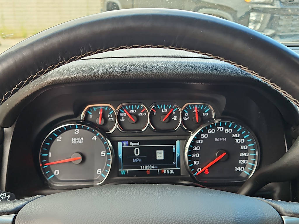 Thumbnail: 2019 Chevrolet Tahoe - 14