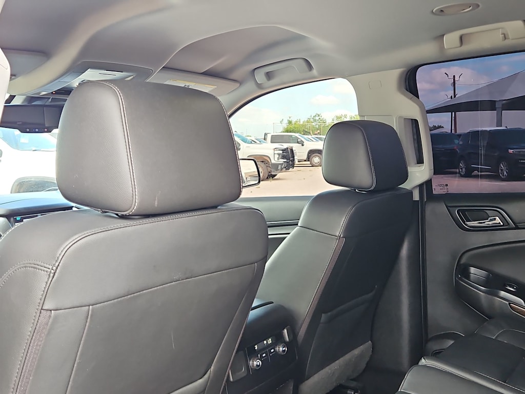 Thumbnail: 2019 Chevrolet Tahoe - 21