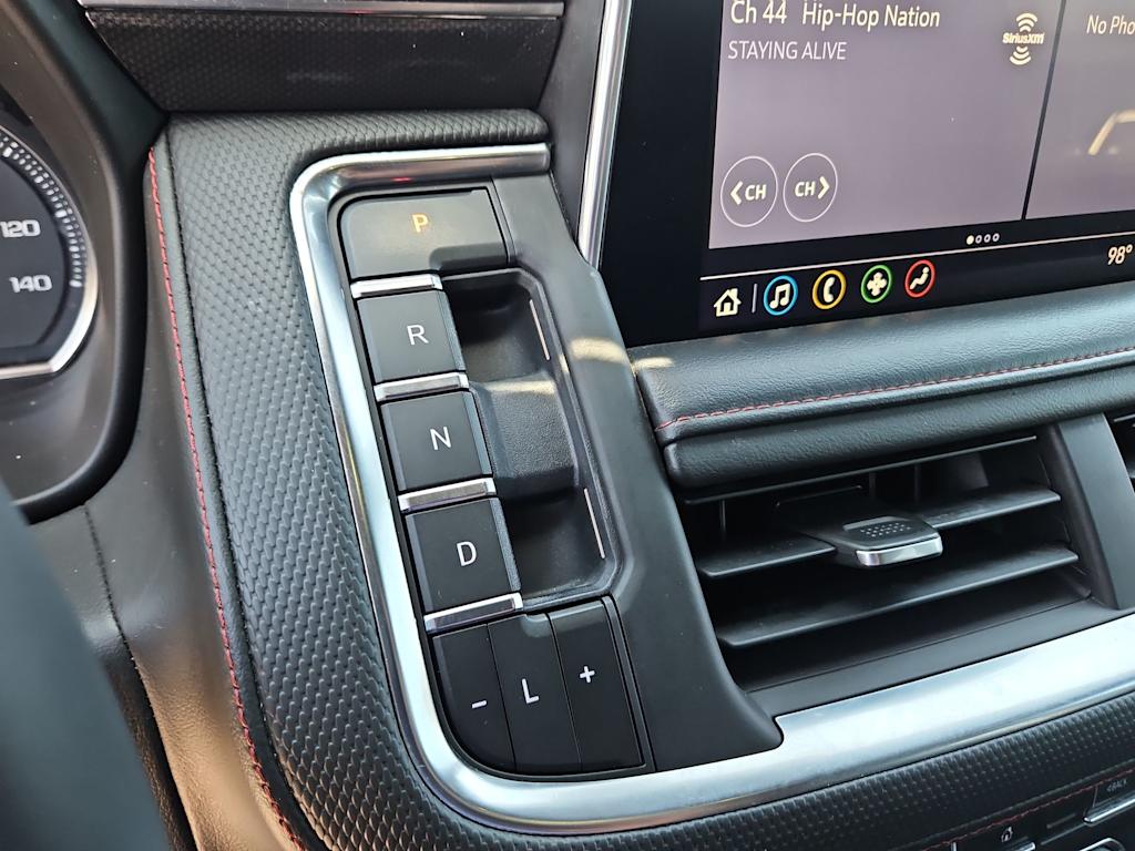 Thumbnail: 2021 Chevrolet Suburban - 14