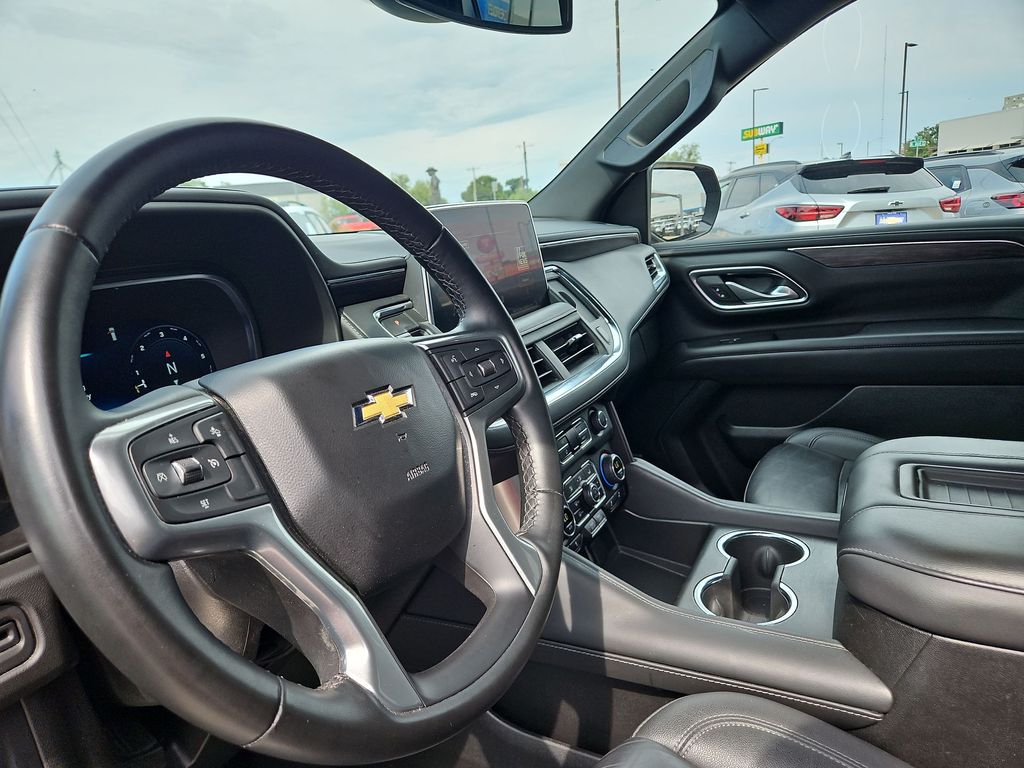 Thumbnail: 2024 Chevrolet Tahoe - 2