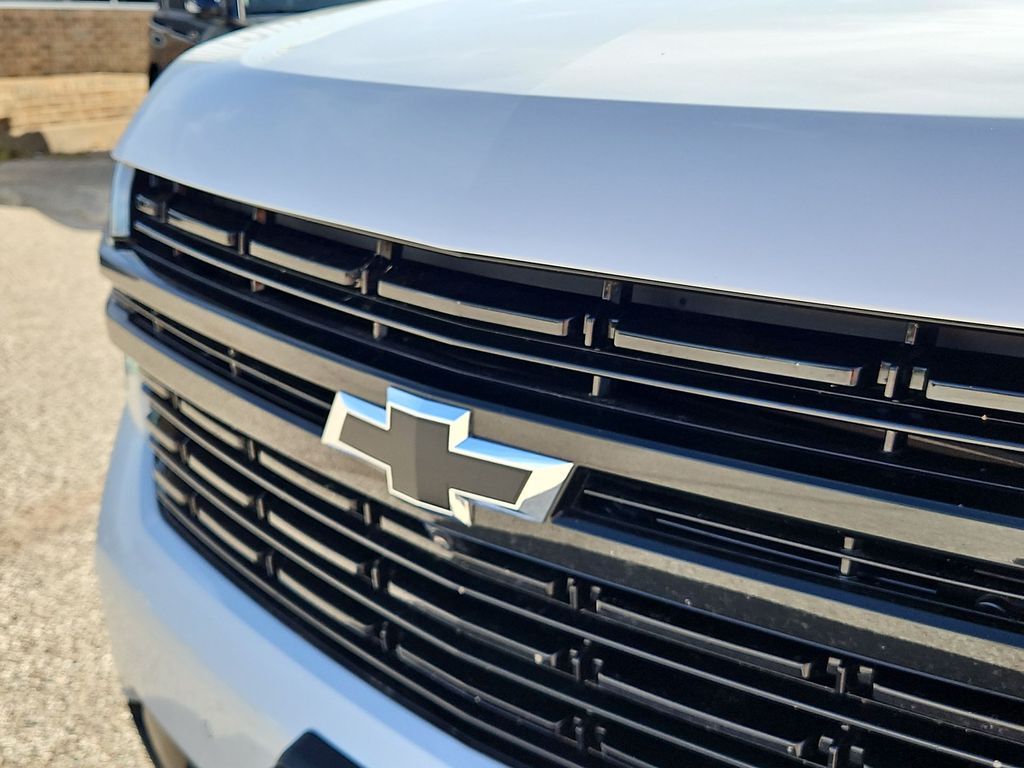 Thumbnail: 2024 Chevrolet Tahoe - 21