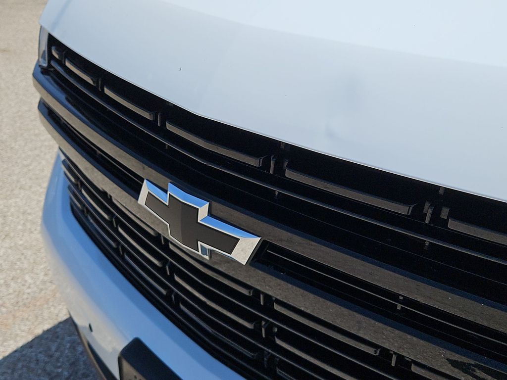 Thumbnail: 2023 Chevrolet Tahoe - 22