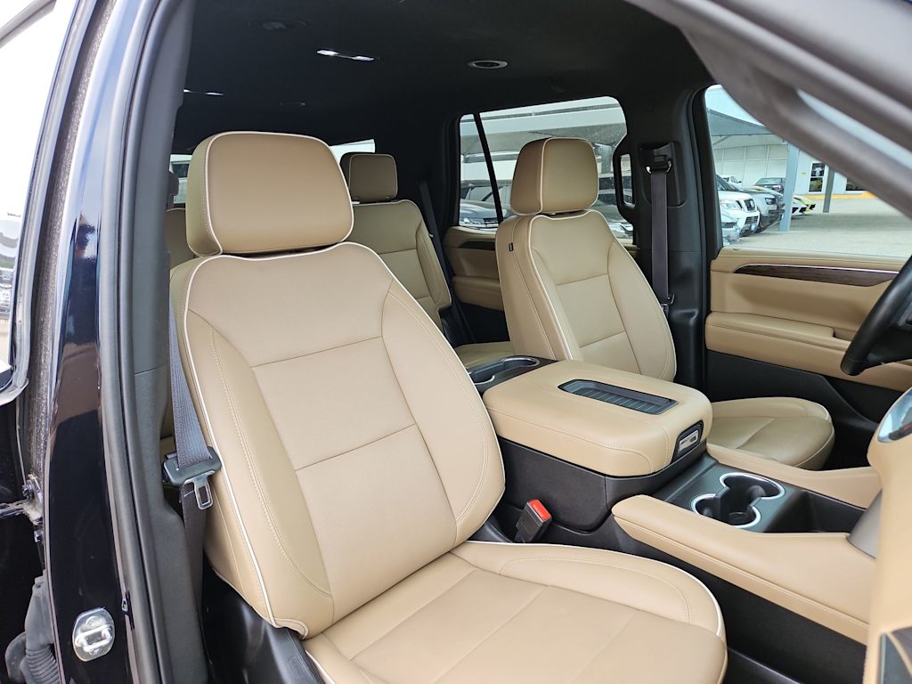 Thumbnail: 2022 Chevrolet Tahoe - 11