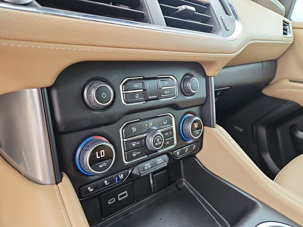 Thumbnail: 2022 Chevrolet Tahoe - 21