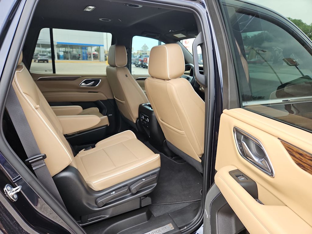 Thumbnail: 2022 Chevrolet Tahoe - 19