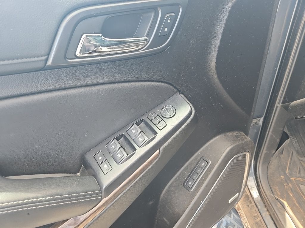 Thumbnail: 2019 Chevrolet Tahoe - 13