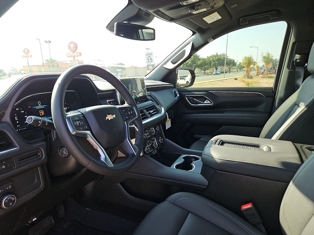 Thumbnail: 2024 Chevrolet Suburban - 2