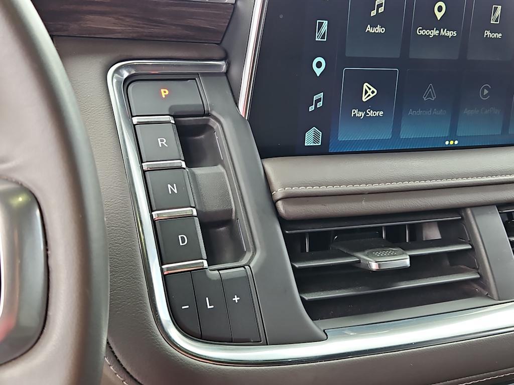 Thumbnail: 2023 Chevrolet Suburban - 24