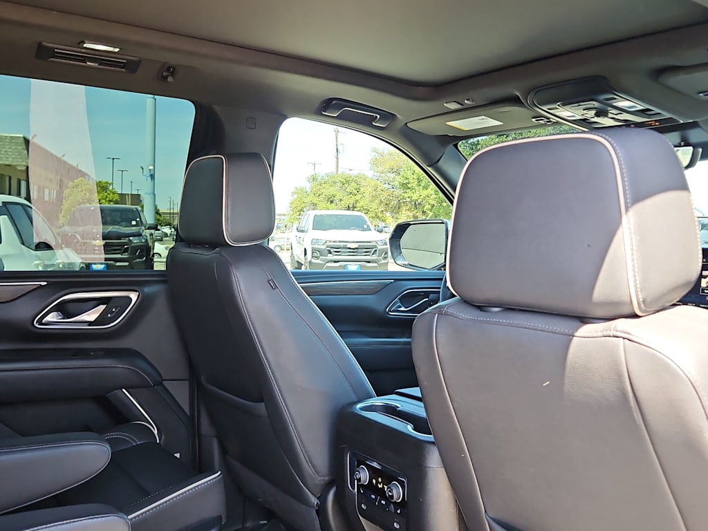 Thumbnail: 2023 Chevrolet Tahoe - 11