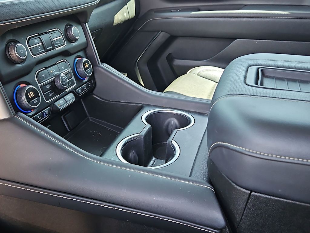 Thumbnail: 2023 Chevrolet Tahoe - 14