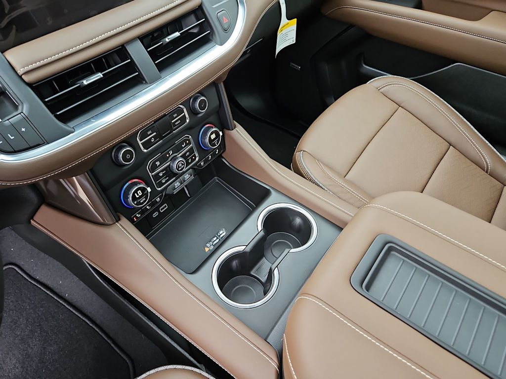 Thumbnail: 2024 Chevrolet Tahoe - 12