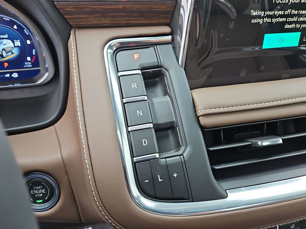 Thumbnail: 2024 Chevrolet Tahoe - 18