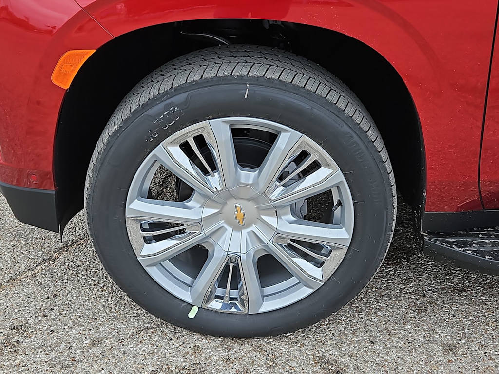 Thumbnail: 2024 Chevrolet Tahoe - 7