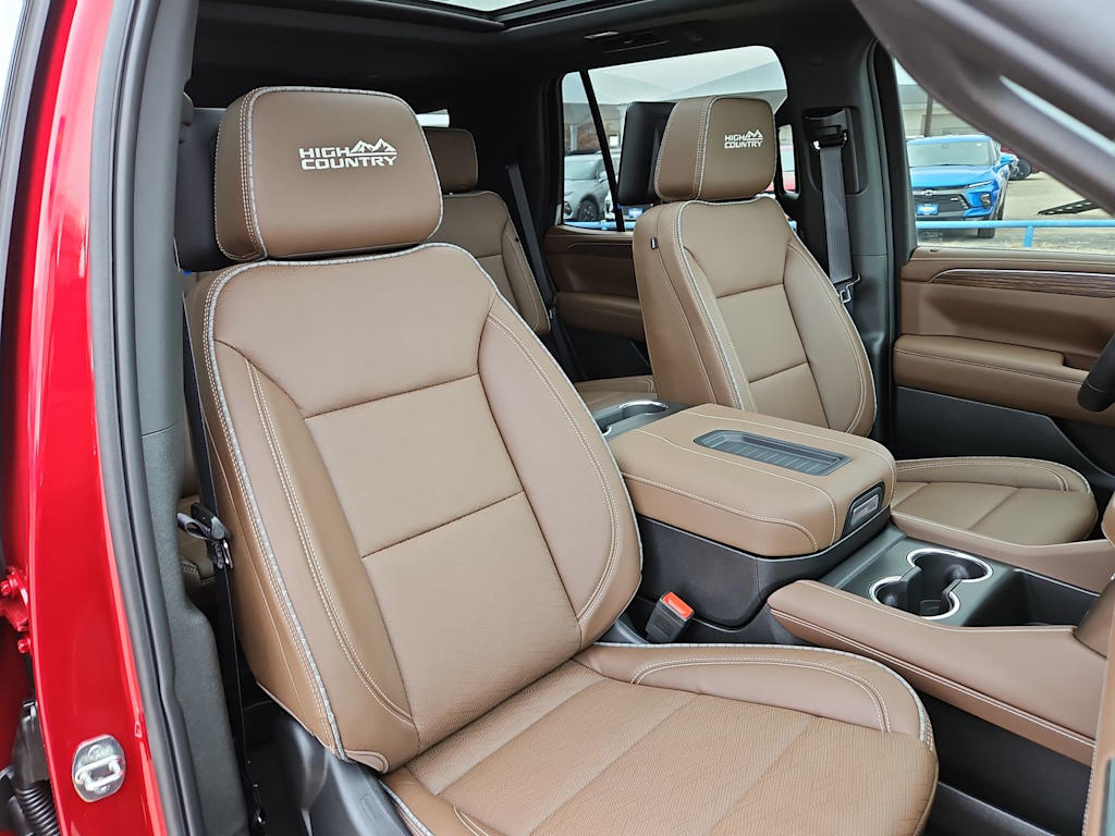 Thumbnail: 2024 Chevrolet Tahoe - 10