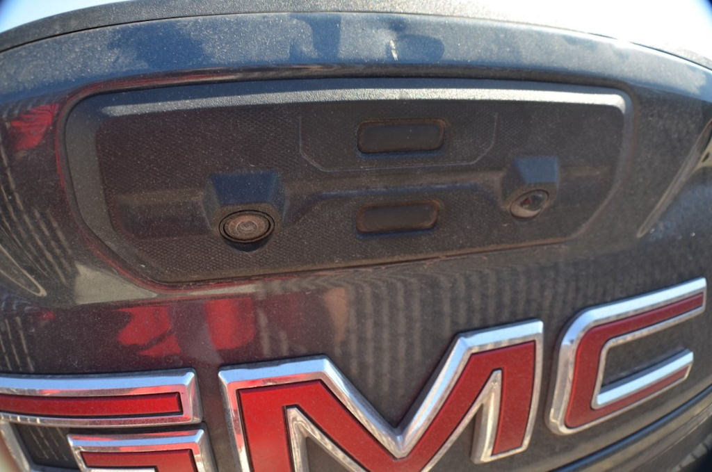 Thumbnail: 2020 GMC Sierra 2500 - 18