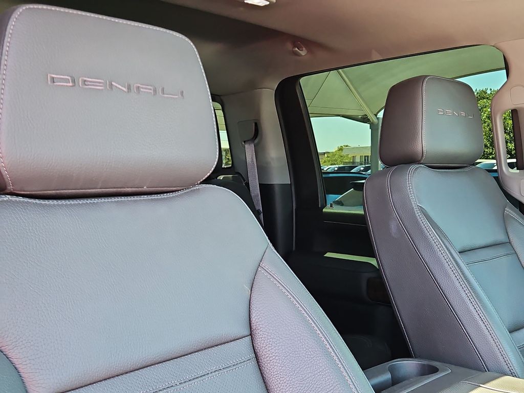 Thumbnail: 2022 GMC Sierra 3500 - 21