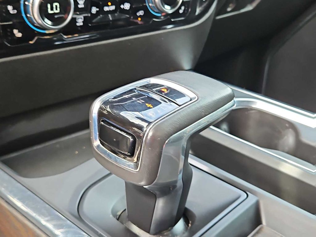 Thumbnail: 2022 GMC Sierra 1500 - 24