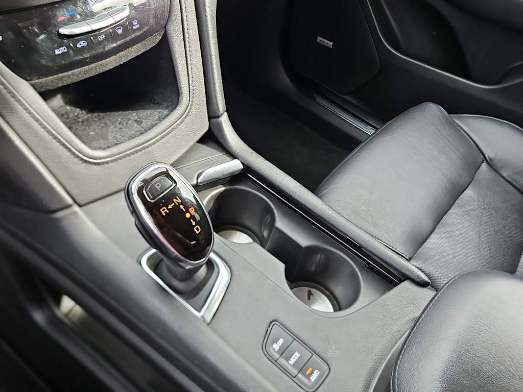 Thumbnail: 2017 Cadillac XT5 - 15