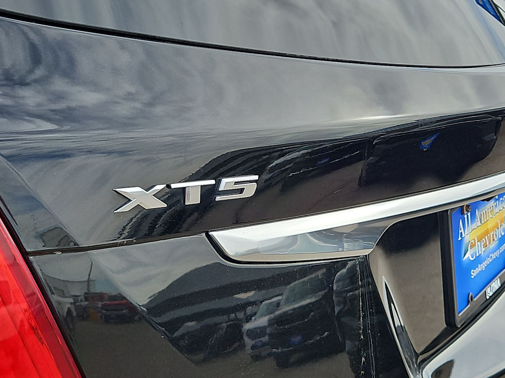 Thumbnail: 2017 Cadillac XT5 - 7