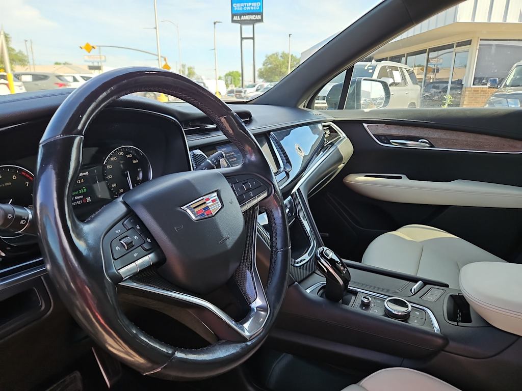 Thumbnail: 2020 Cadillac XT6 - 2