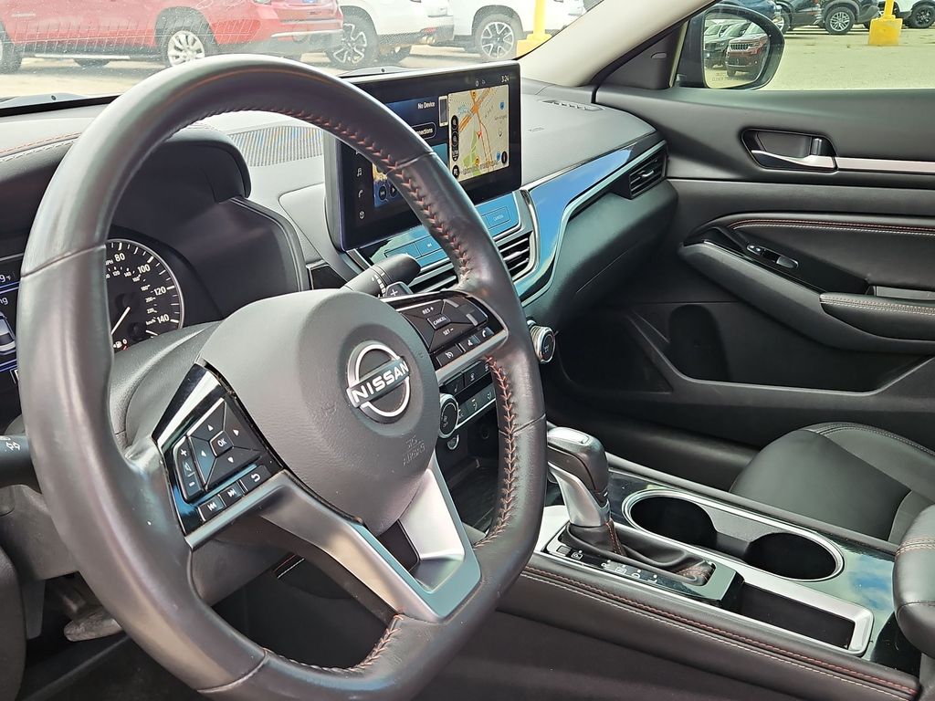 Thumbnail: 2023 Nissan Altima - 2