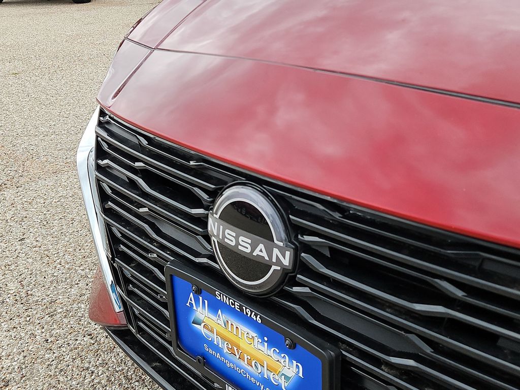 Thumbnail: 2025 Nissan Altima - 21
