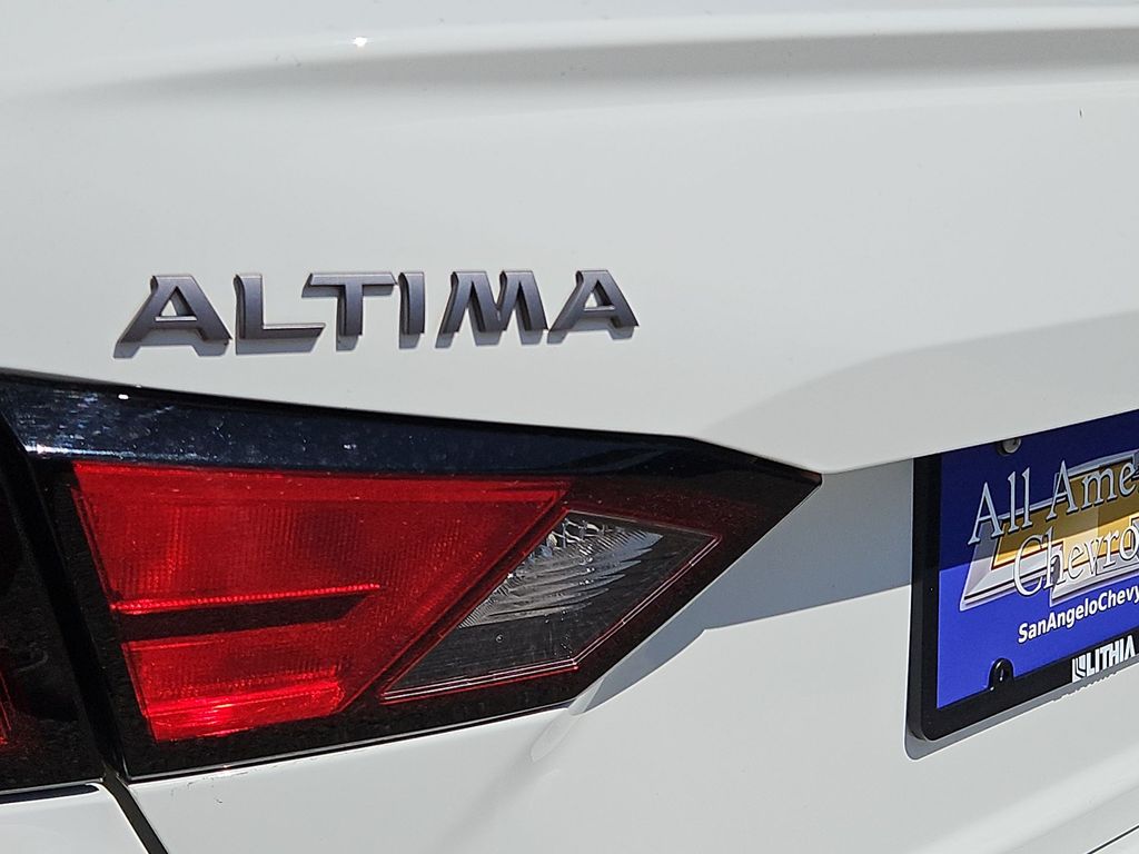 Thumbnail: 2025 Nissan Altima - 22