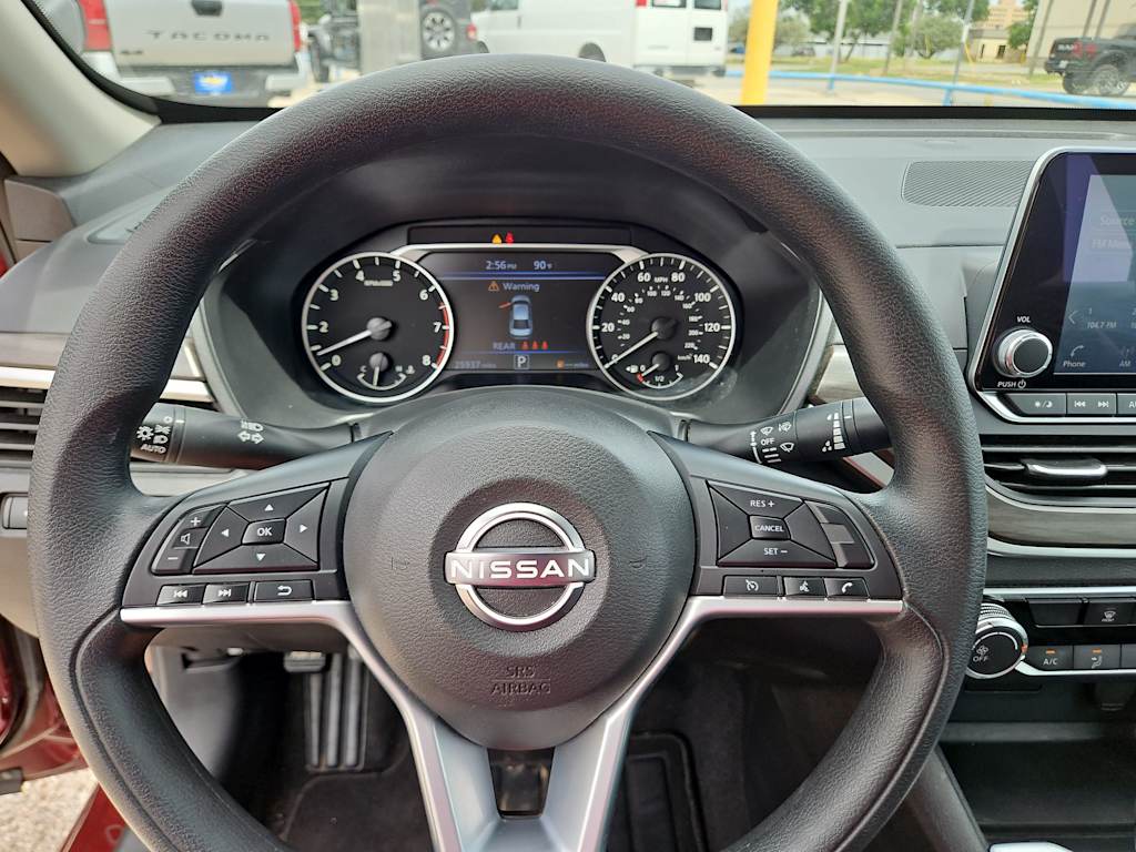 Thumbnail: 2025 Nissan Altima - 9