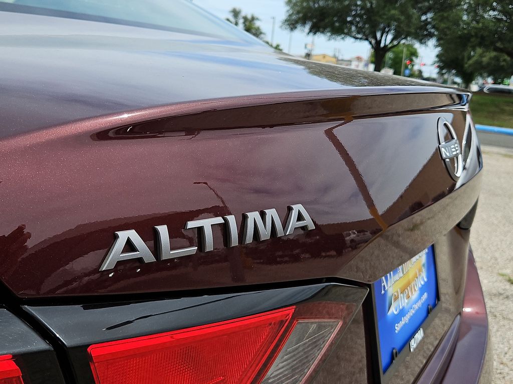 Thumbnail: 2025 Nissan Altima - 7
