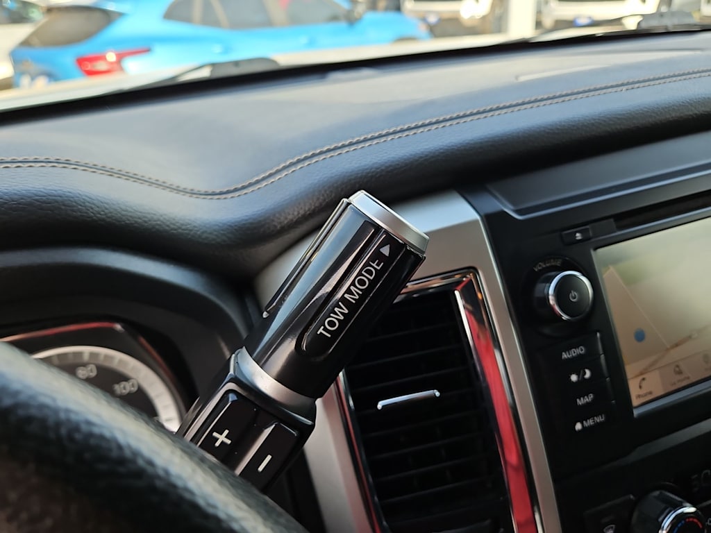 Thumbnail: 2019 Nissan Titan - 23