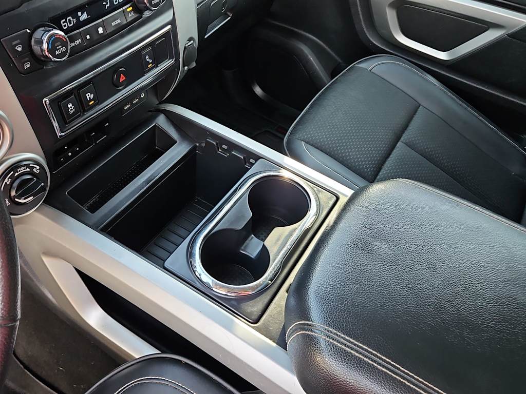 Thumbnail: 2019 Nissan Titan - 12