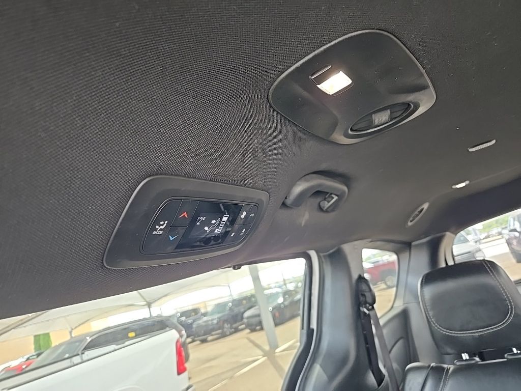 Thumbnail: 2025 Chrysler Pacifica - 15