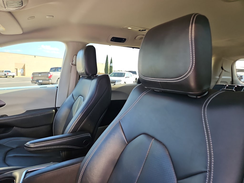 Thumbnail: 2024 Chrysler Pacifica - 11