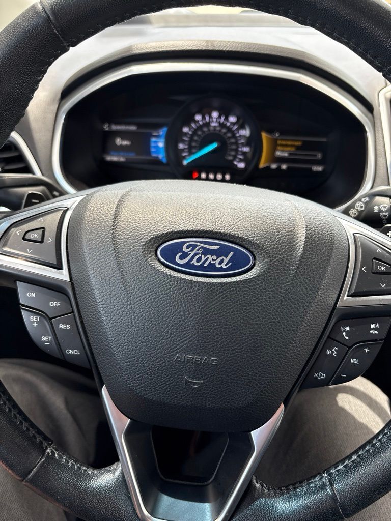 Thumbnail: 2018 Ford Edge - 14