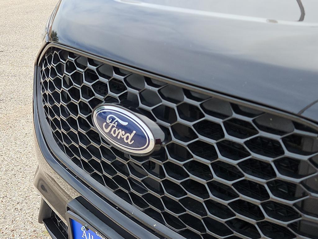 Thumbnail: 2022 Ford Edge - 23