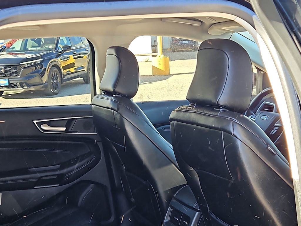 Thumbnail: 2023 Ford Edge - 12