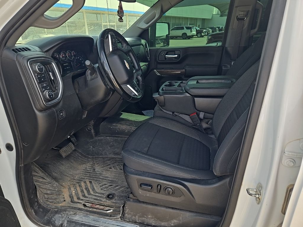 Thumbnail: 2023 Chevrolet Silverado 2500 - 5