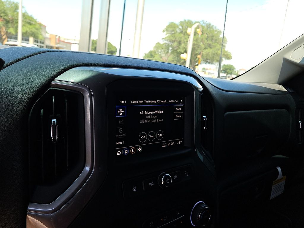 Thumbnail: 2026 Chevrolet Silverado 2500 - 24