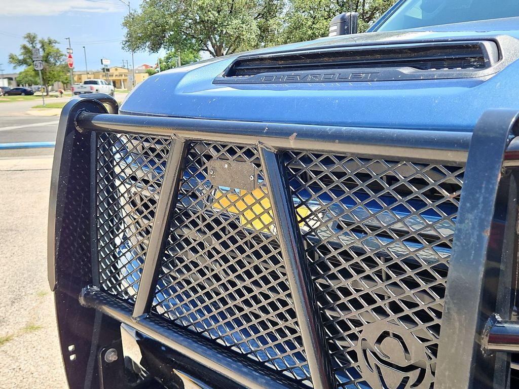 Thumbnail: 2026 Chevrolet Silverado 2500 - 17