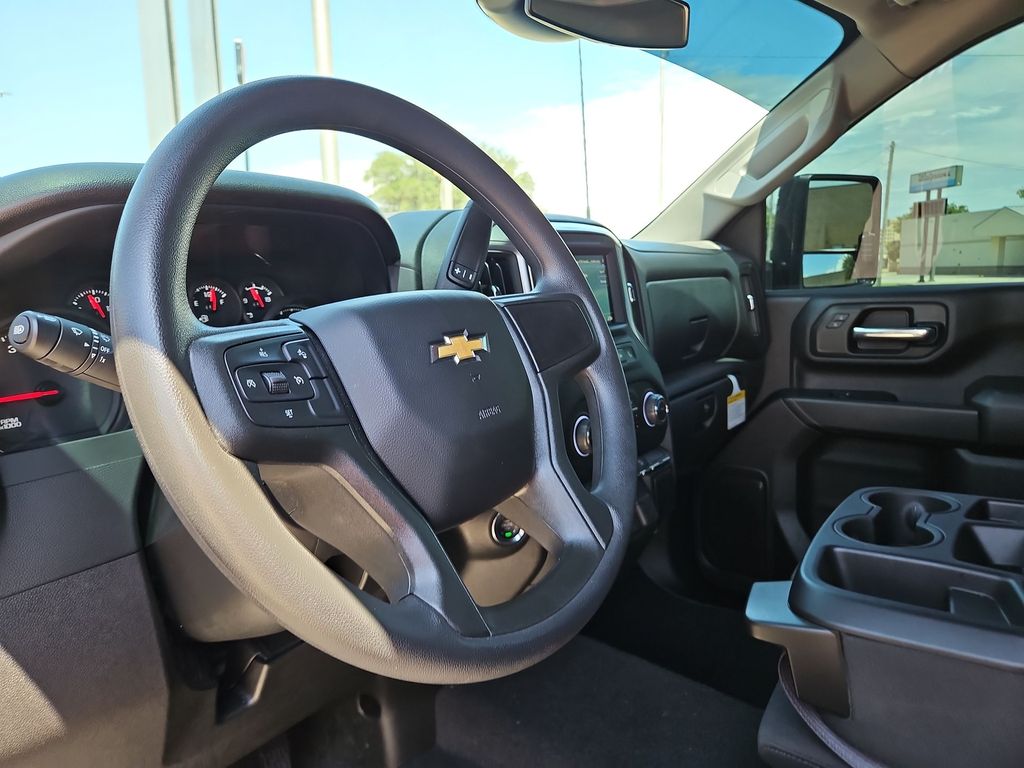 Thumbnail: 2026 Chevrolet Silverado 2500 - 2