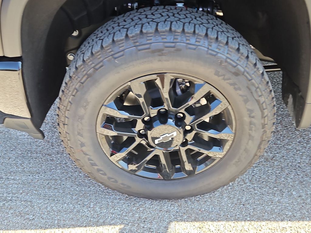 Thumbnail: 2026 Chevrolet Silverado 2500 - 8