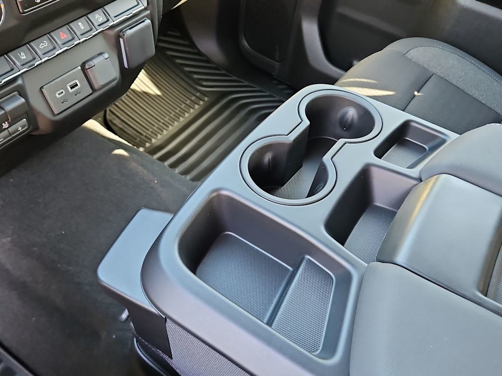 Thumbnail: 2026 Chevrolet Silverado 2500 - 13