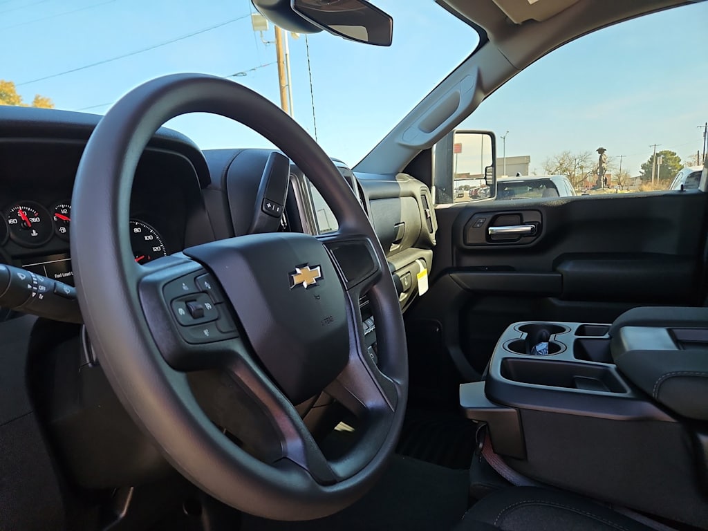 Thumbnail: 2026 Chevrolet Silverado 2500 - 2